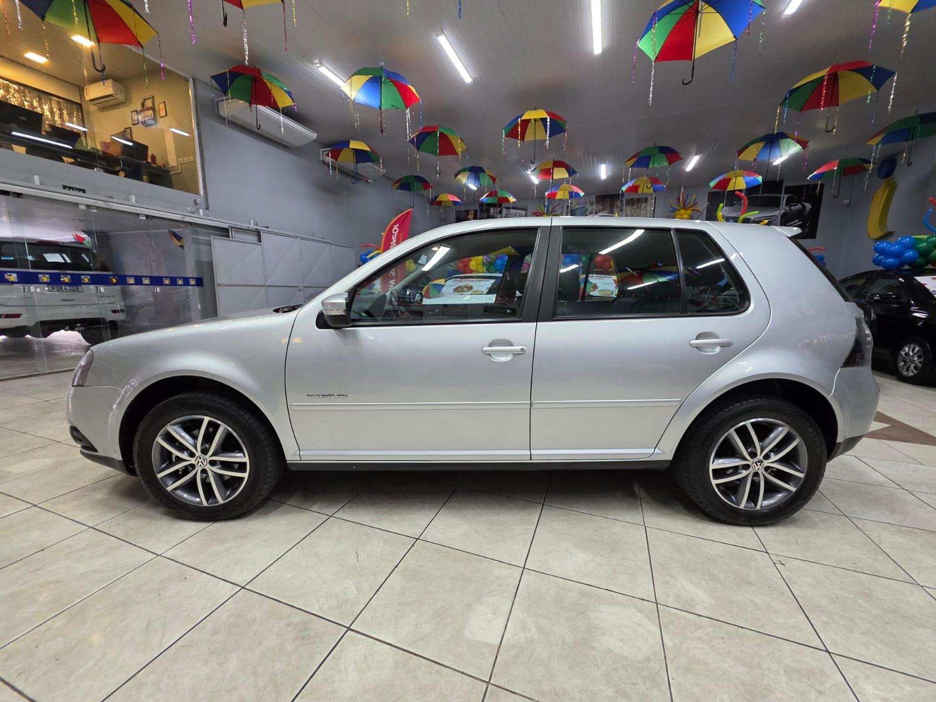 VOLKSWAGEN Golf Sportline 2.0 Mi Total F. 8V Tip.