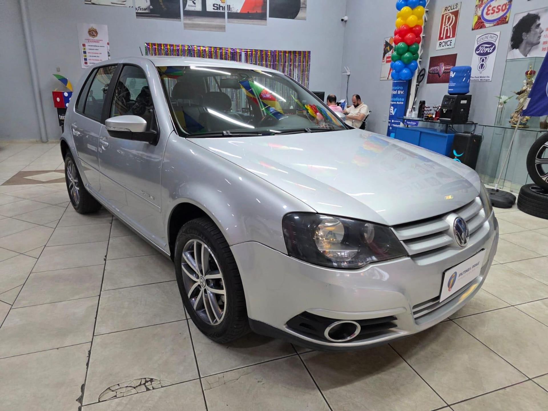 VOLKSWAGEN Golf Sportline 2.0 Mi Total F. 8V Tip.